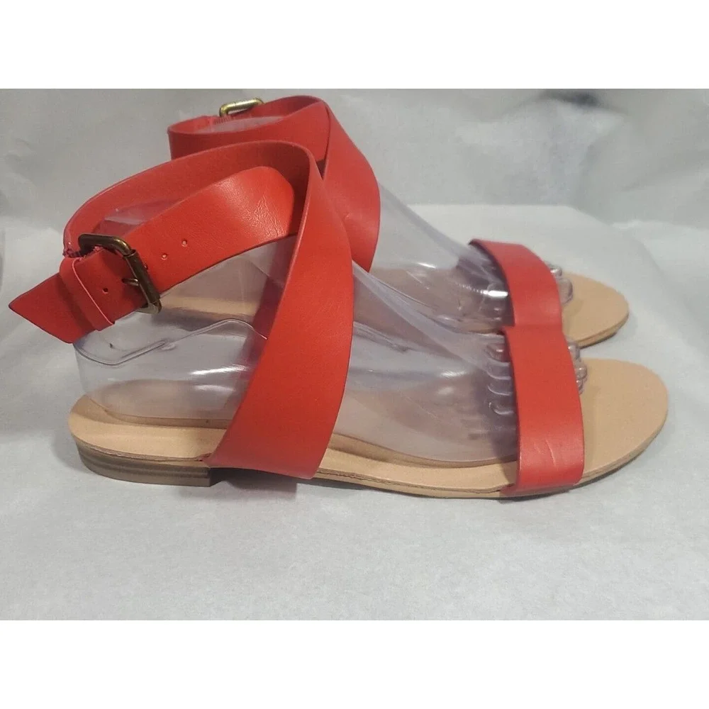 Loft Size 9M Red Faux Leather Open Toe Criss Cross Strap Stack Heel Sandals